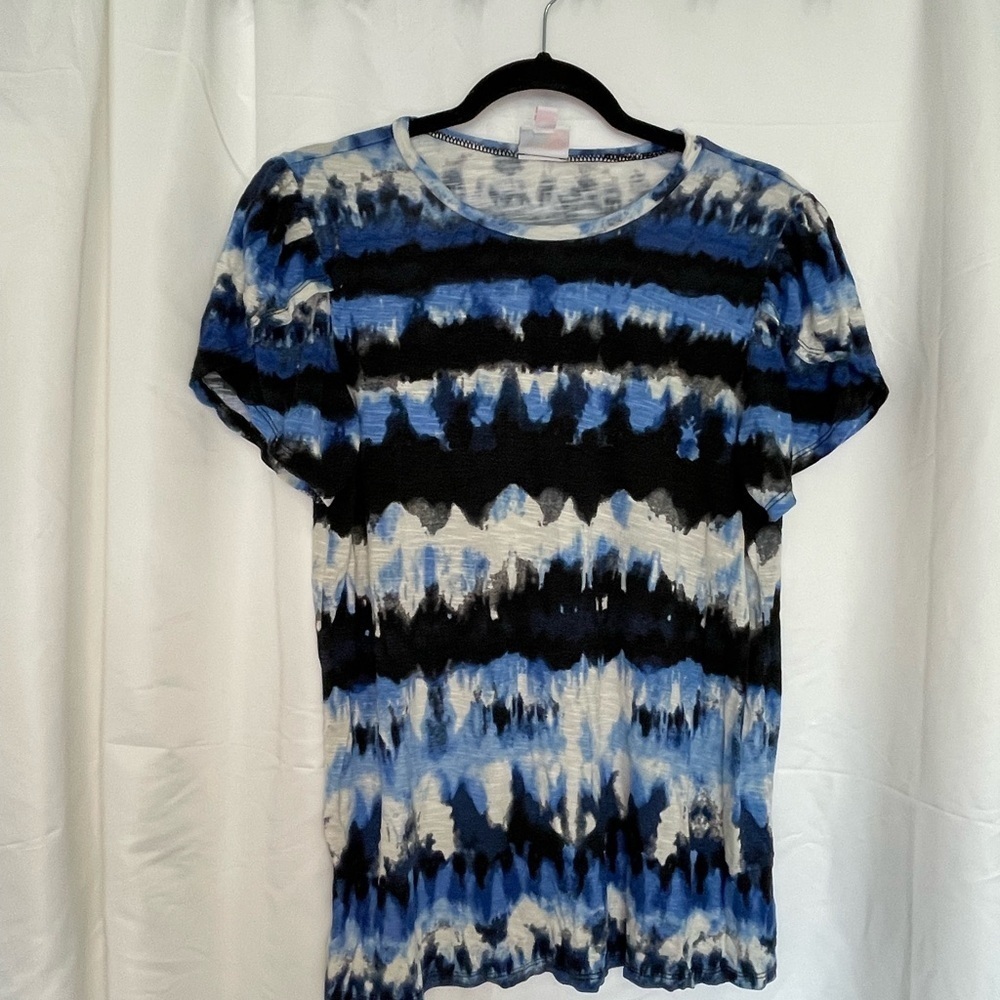LulaRoe Blue and White Tie-Dye Women's Top​​​​​